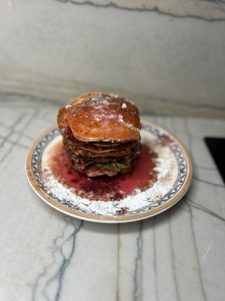 Pumpkin Spice Protein Pancakes 🥞 🎃